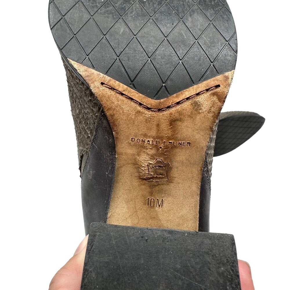 Donald Pliner Edyn Cut Snake Metallic Distressed Leather Ankle Boots Size 10 - Picture 8 of 10